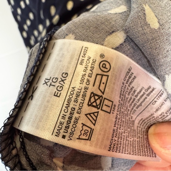 LAST CALL FINAL PRICE GREAT DEAL GAP Polka Dot adjust straps smocked back  XL - Picture 4 of 5